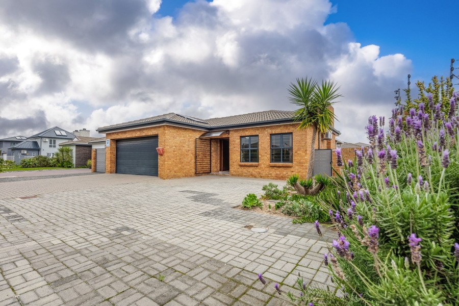 3 Bedroom Property for Sale in Sonkring Western Cape